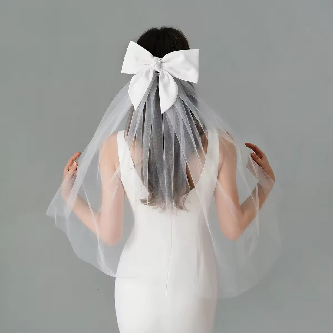 Win the Perfect Bridal Accessories Set: Bow Veil, Purse, and Headband! - Lizabetha Parker