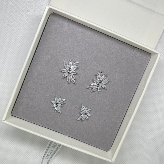 Boucles d'oreilles à tige Maeve Silver Leaf CZ
