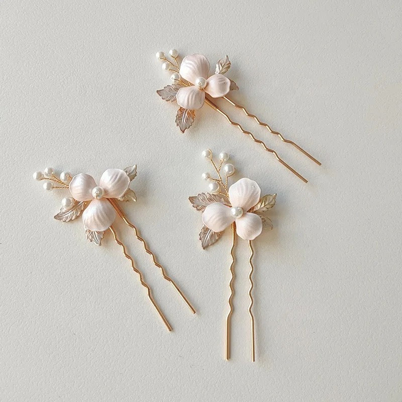 Caro Flower Hair Pins with Pearl - Lizabetha Parker