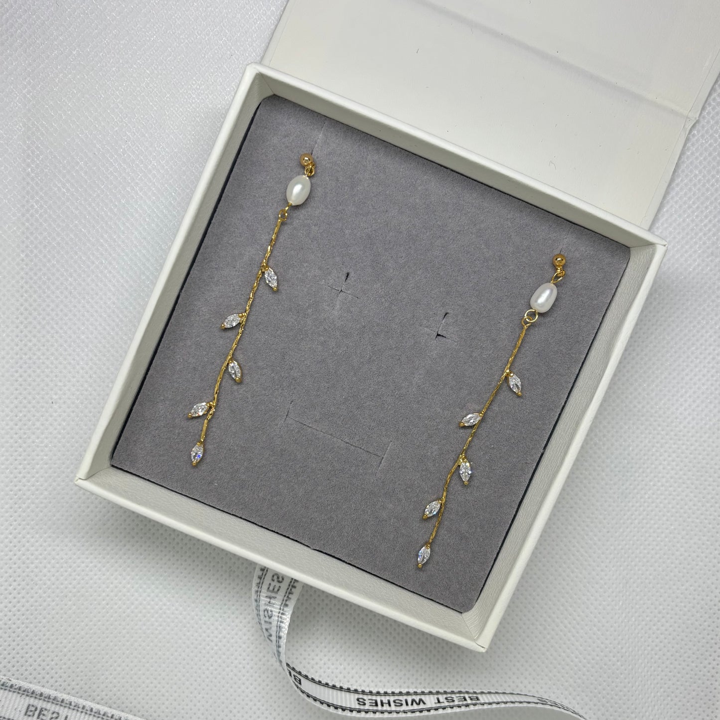 Riley Drop Pearl Earring - Lizabetha Parker
