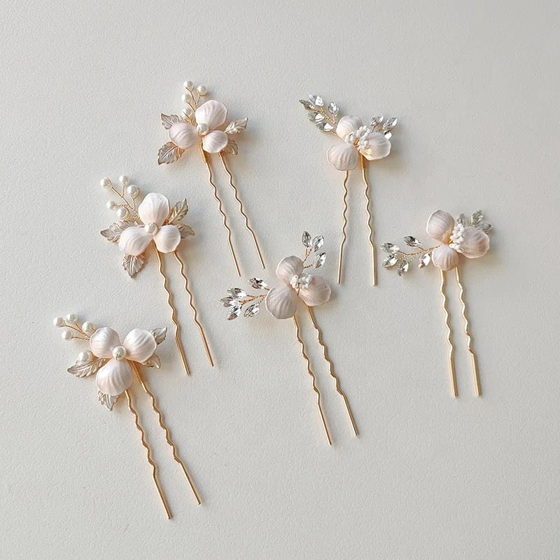 Caro Flower Hair Pins with Pearl - Lizabetha Parker