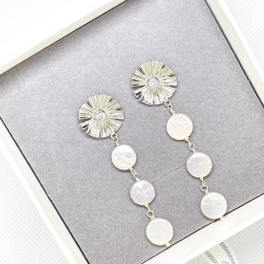 Pièce d'or baroque avec perle longue en forme de goutte