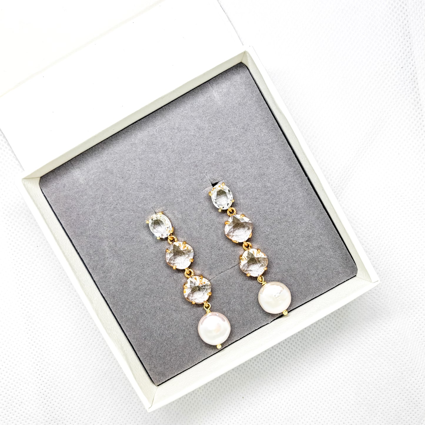 Boucles d'oreilles pendantes en cristal et perles Britney