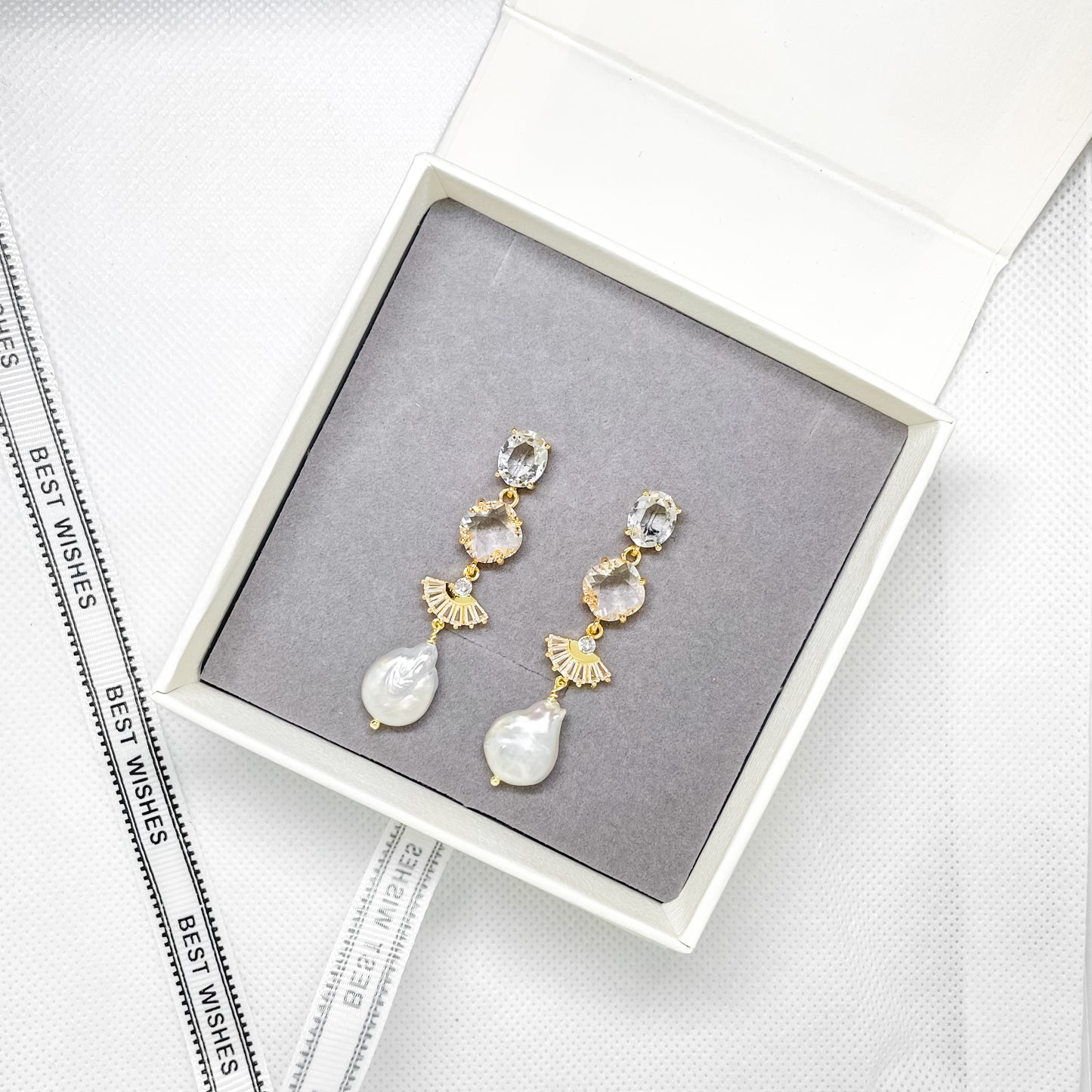 Boucle d'oreille en cristal et perles Lani