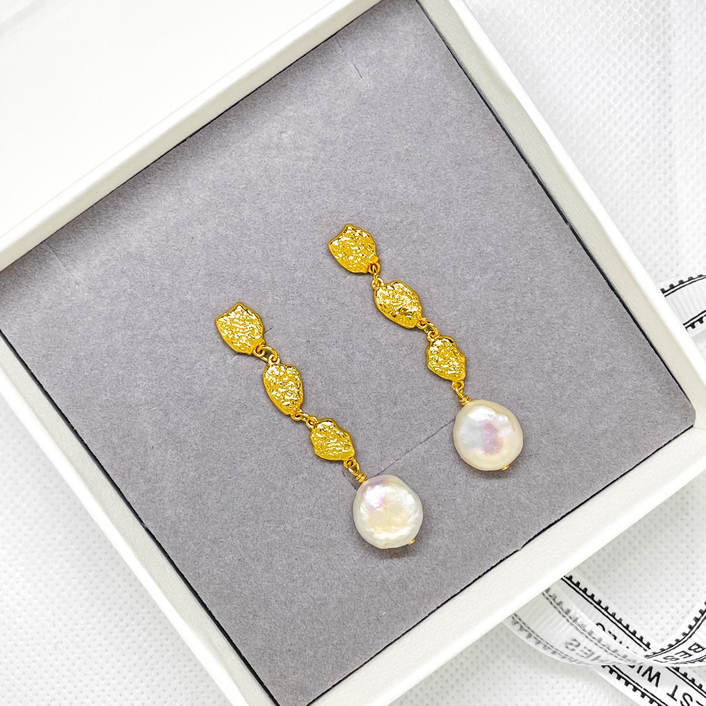 Boucle d'oreille baroque en or Britney