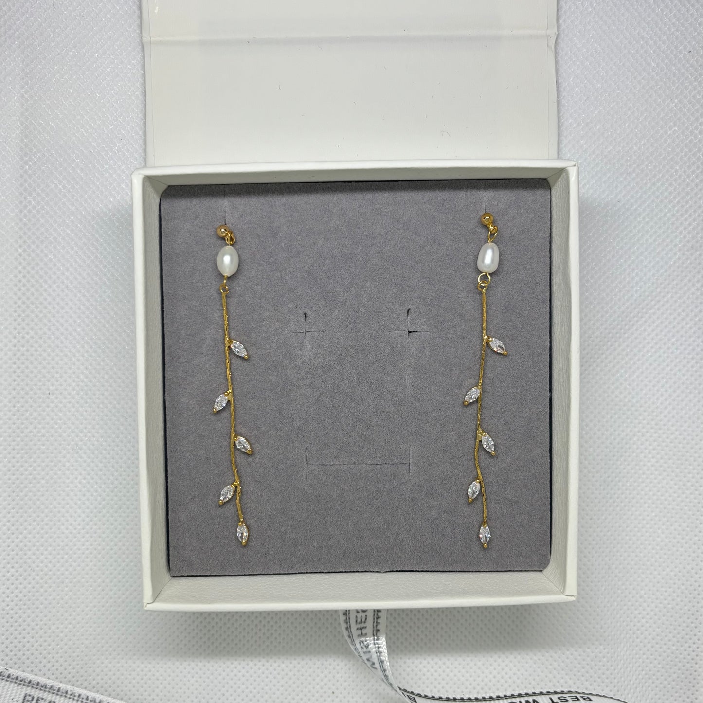 Riley Drop Pearl Earring - Lizabetha Parker