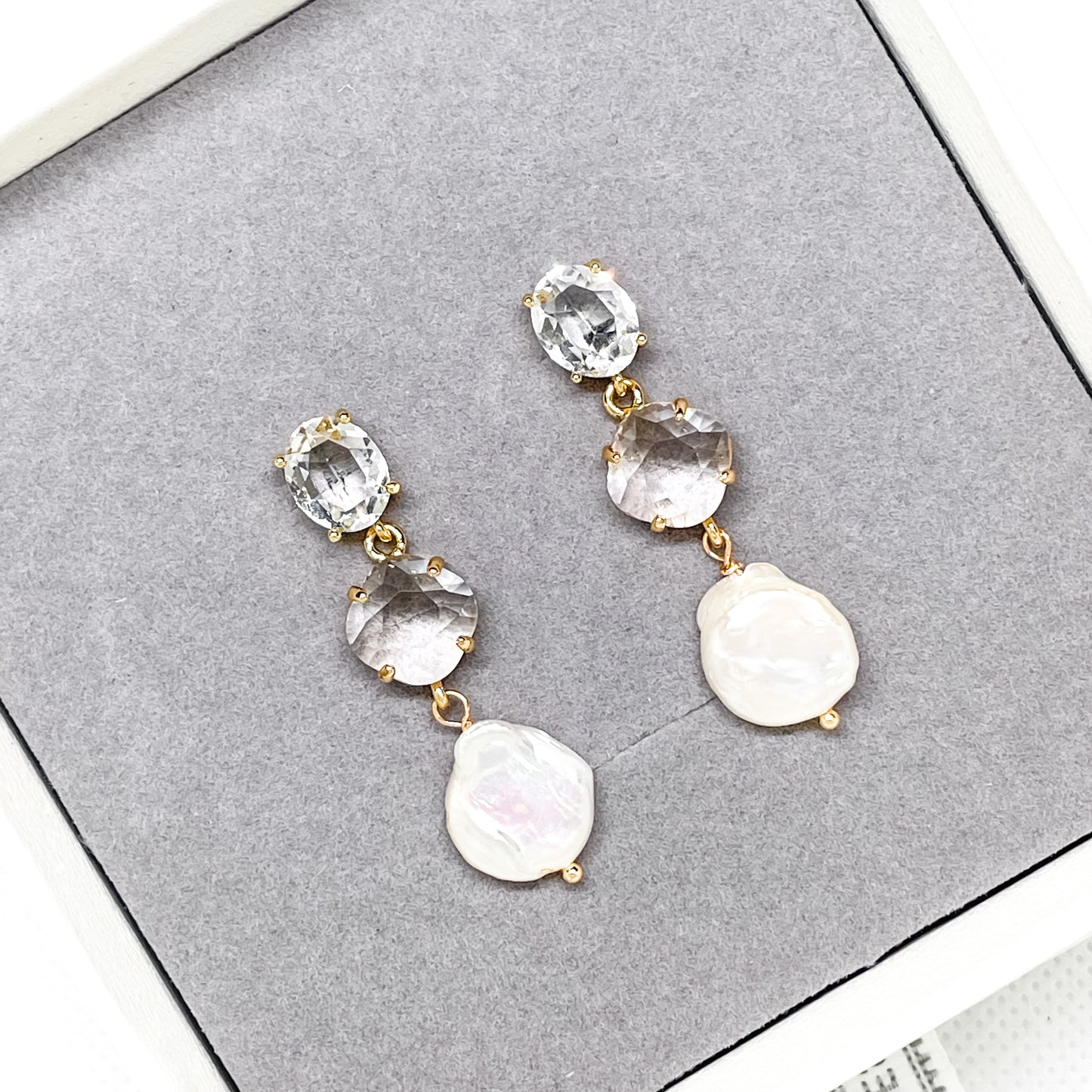 Boucle d'oreille de mariée en cristal et perles Shelia