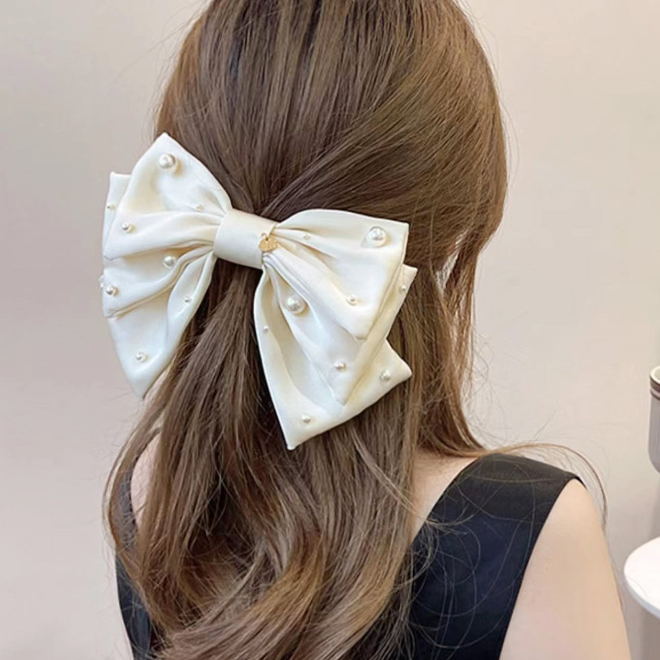 HAIR BOW