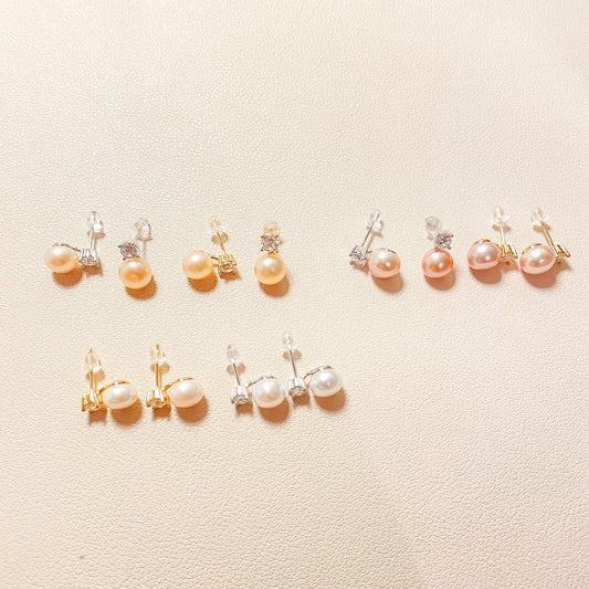 Boucles d'oreilles à tige en perles et diamants Amara