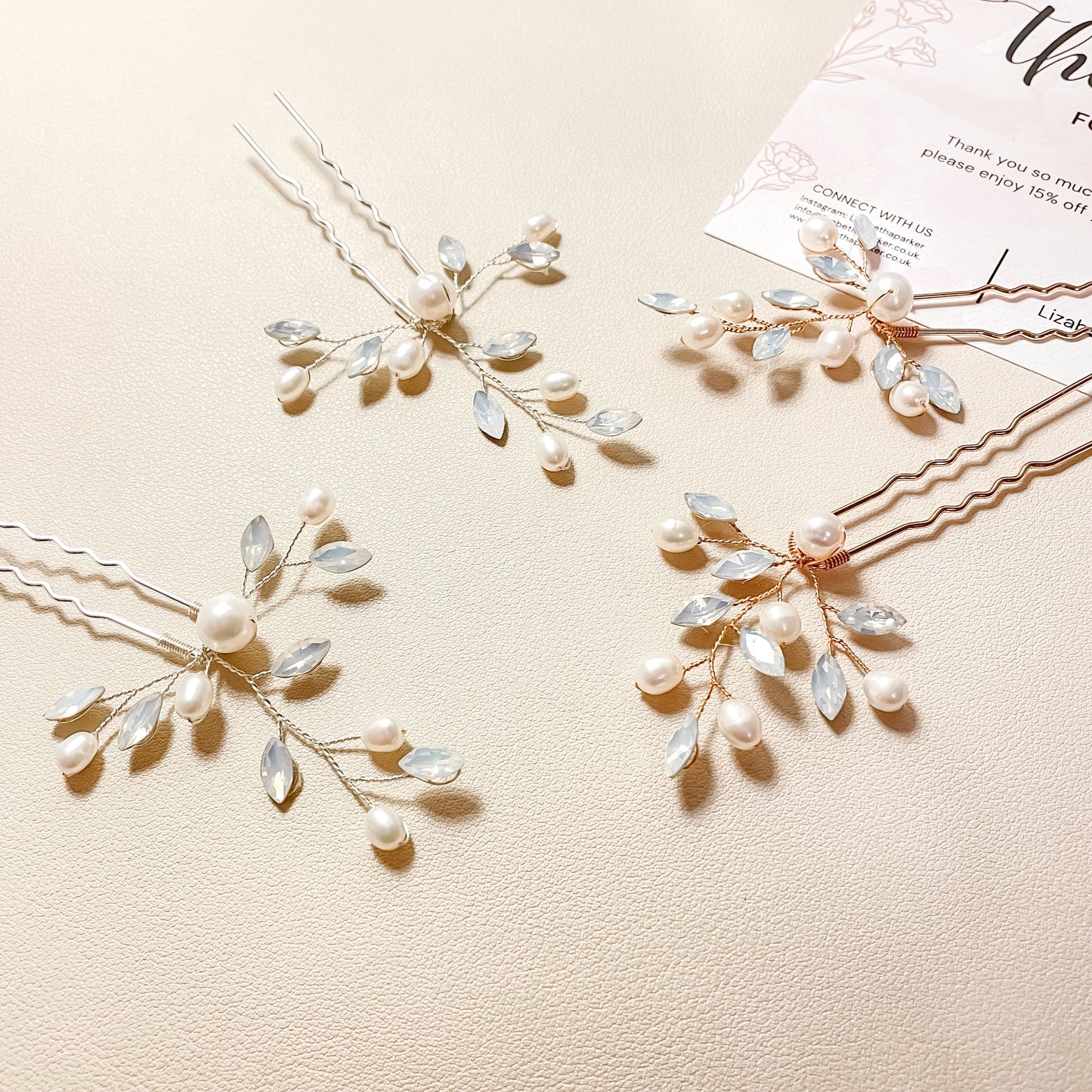 Épingles à cheveux en perles d'ambre et opale