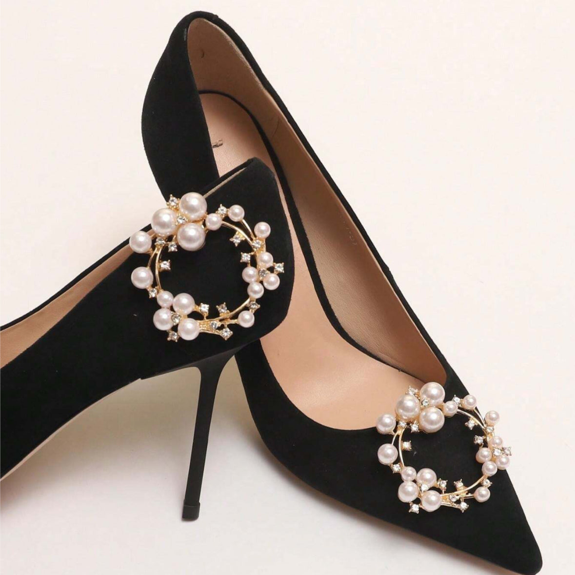 SHOE CLIP