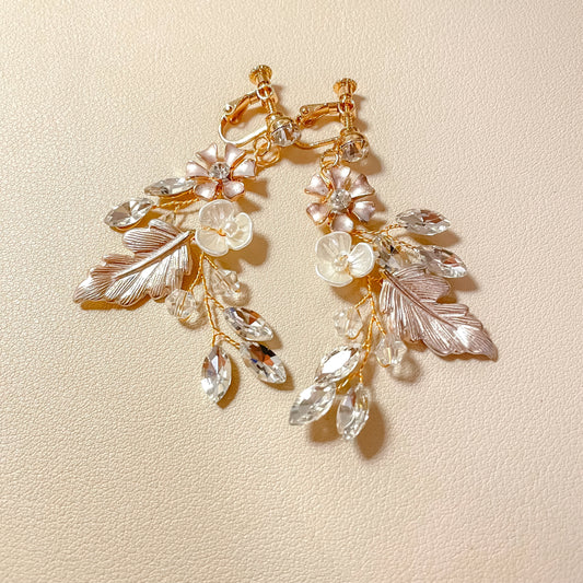 Boucles d'oreilles en vigne de houx