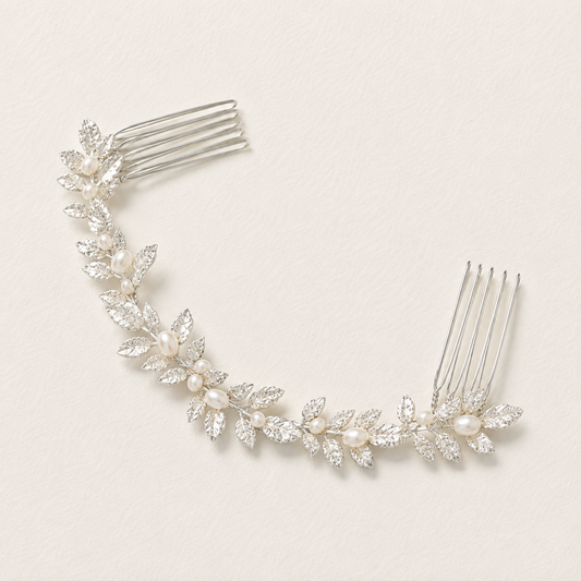 Peigne à cheveux en perles et fleurs de Jane