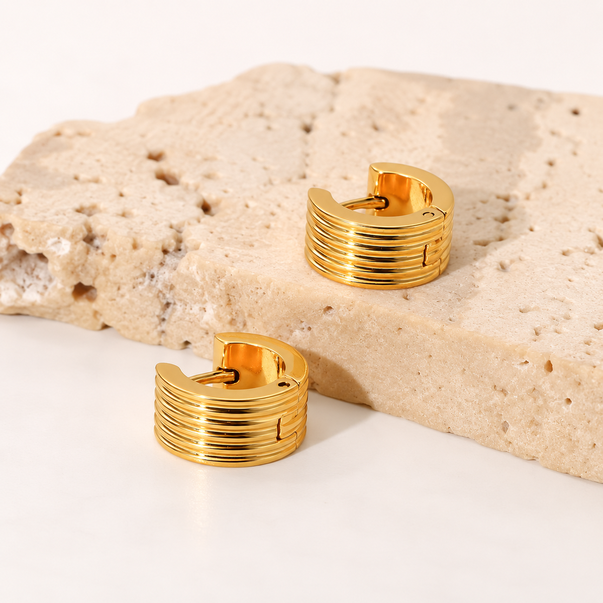 Sabine Ribbed Huggie Earrings