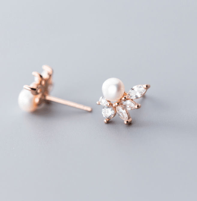 Lesley Pearl Leaf Stud Earrings - Lizabetha Parker