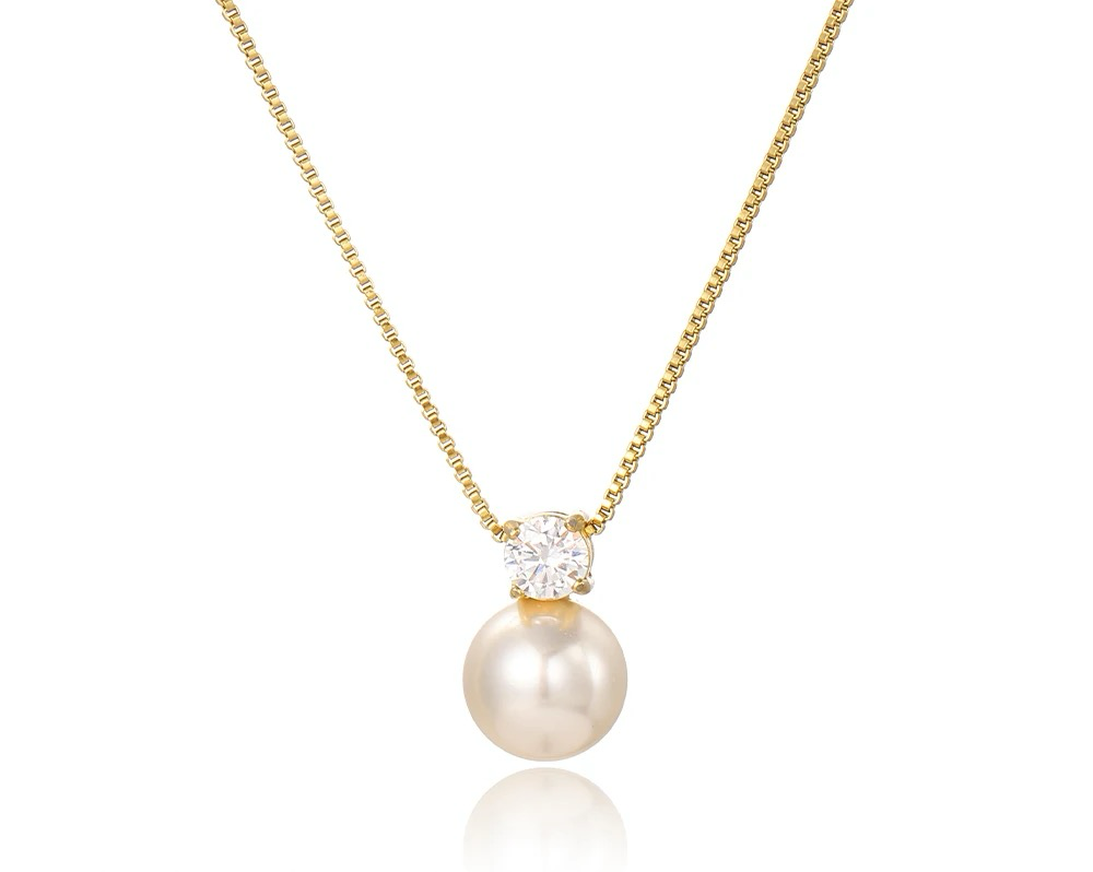 Vicky Pearl Necklace