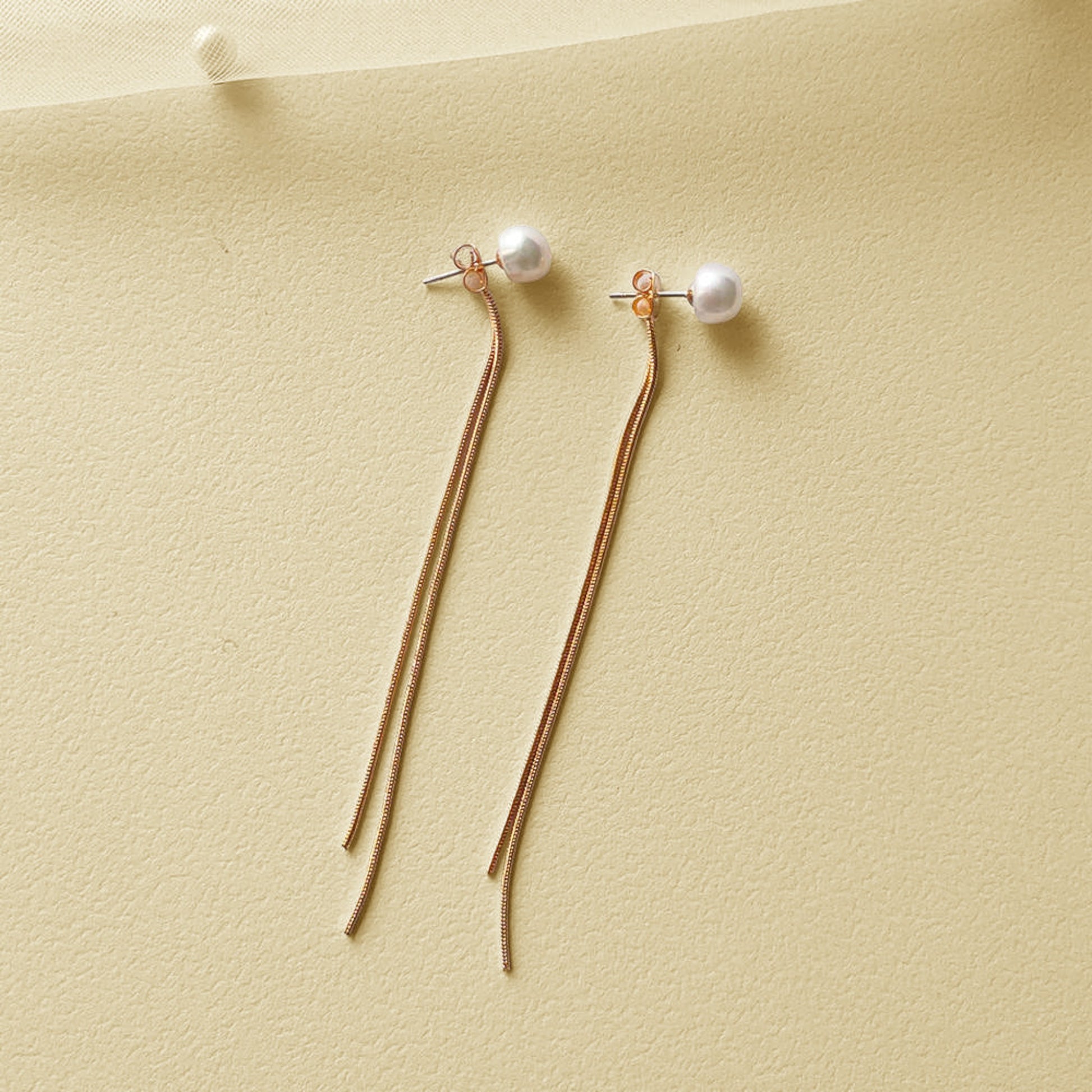 Irena Pearl Dangle Earring - Lizabetha Parker