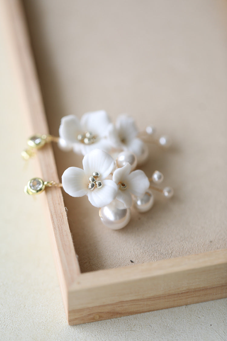 Lucy Flower Pearl Bridal Earring - Lizabetha Parker