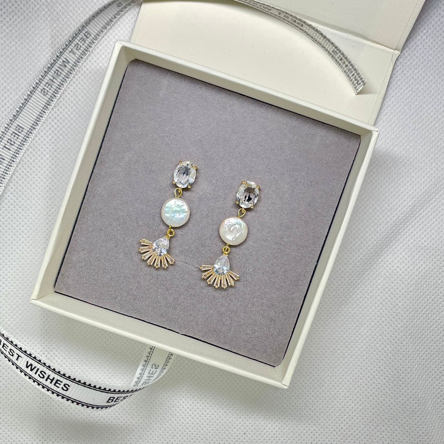 Ella Gold Pearl Earring - Lizabetha Parker