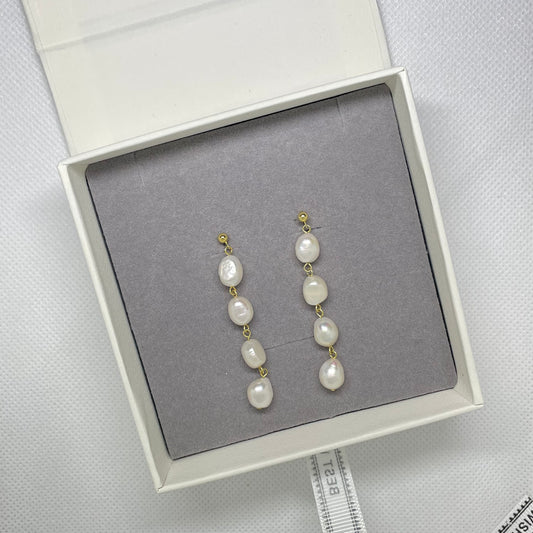 Leah Pearl Earring