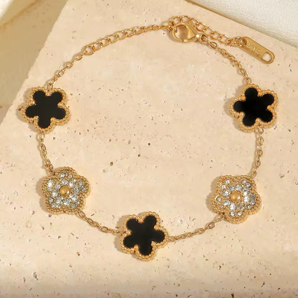 Cute Lucky Leaf Clover Flower Bracelets - Lizabetha Parker