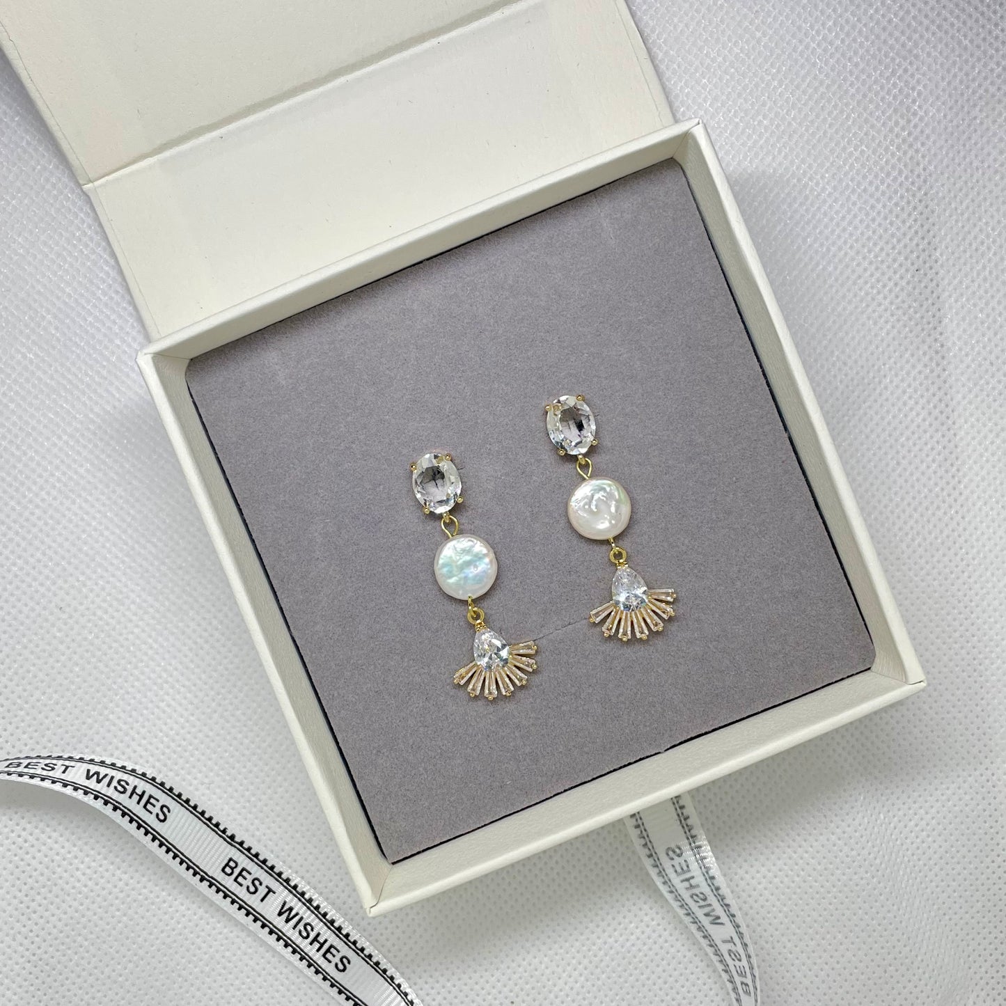 Ella Gold Pearl Earring - Lizabetha Parker