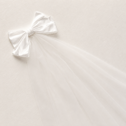 WHITE BOW VEIL