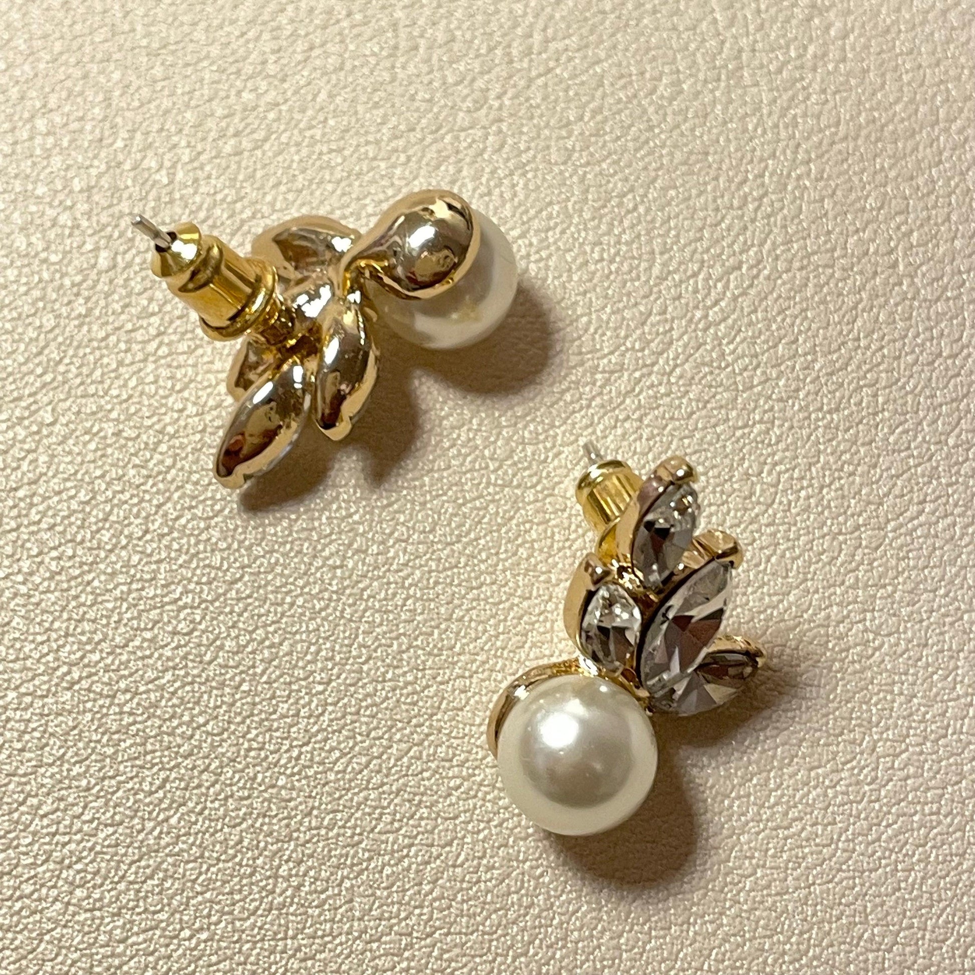 Sara Leaf Pearl Stud Earrings - Lizabetha Parker