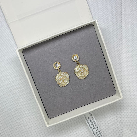 Everly Flower Earring