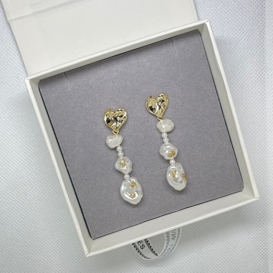 Maya Pearl Earring