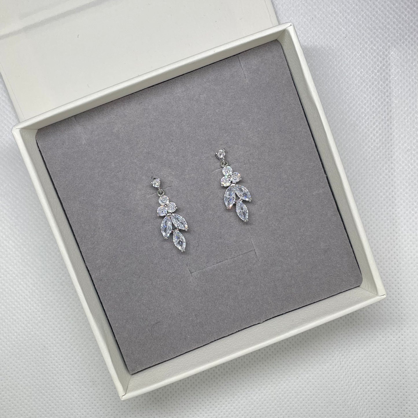Boucles d'oreilles Daisy Silver Leaf CZ