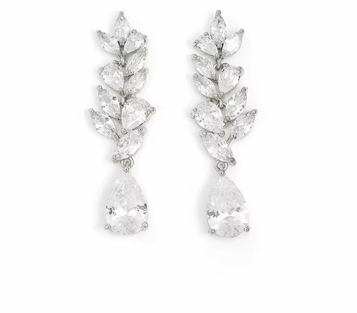 Bailey Drop Bridal Earrings - Lizabetha Parker