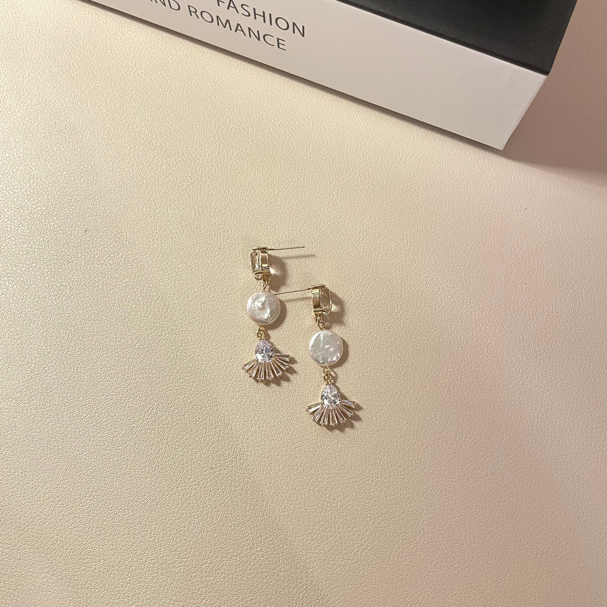 Ella Gold Pearl Earring - Lizabetha Parker