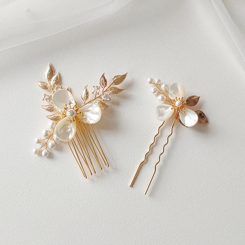 Juliet Flower and Pearl Hair Pins