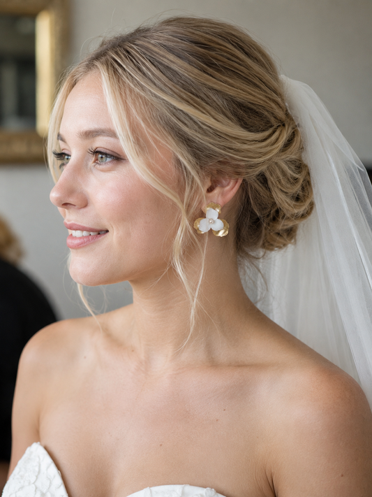 TINA EARRING