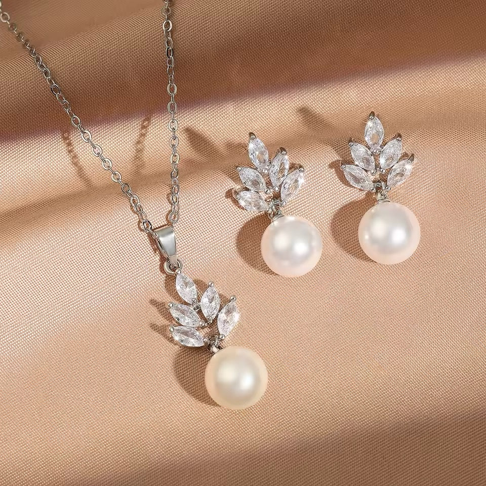 Nadia Pearl Bridal Jewellery Set