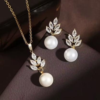 Nadia Pearl Bridal Jewellery Set - Lizabetha Parker