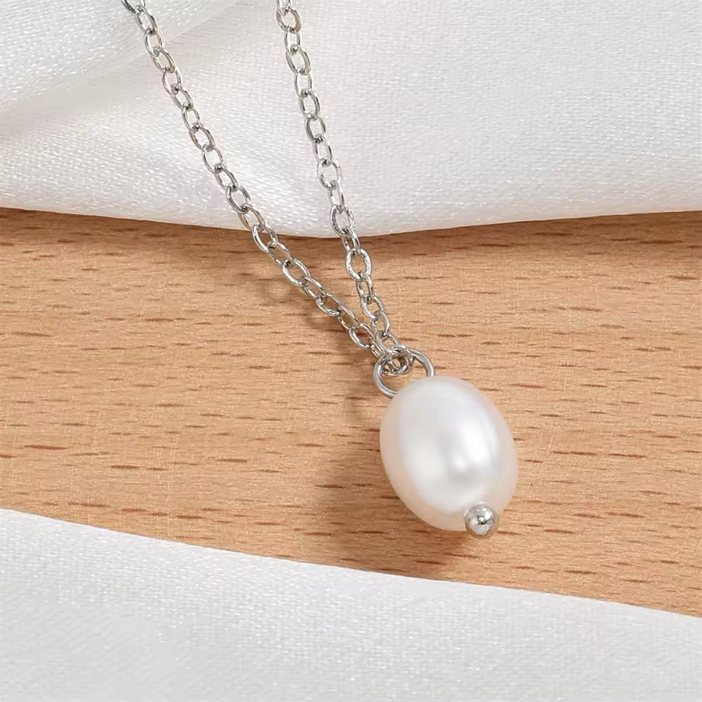 Phoebe Pearl Necklace