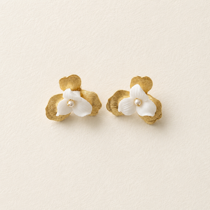 TINA EARRING