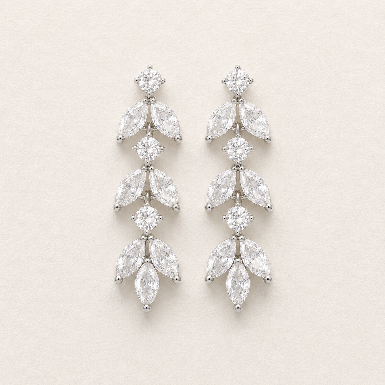 Boucles d'oreilles pendantes Ella CZ