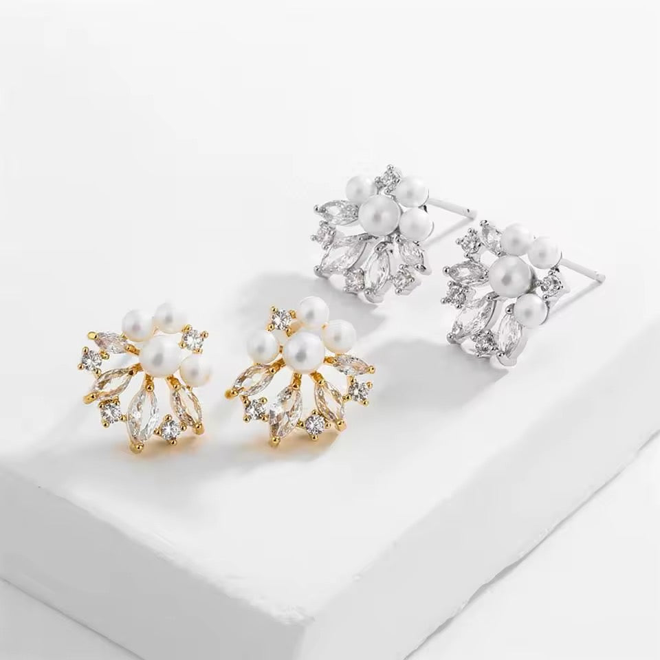 Florence Pearl Stud Earrings - Lizabetha Parker