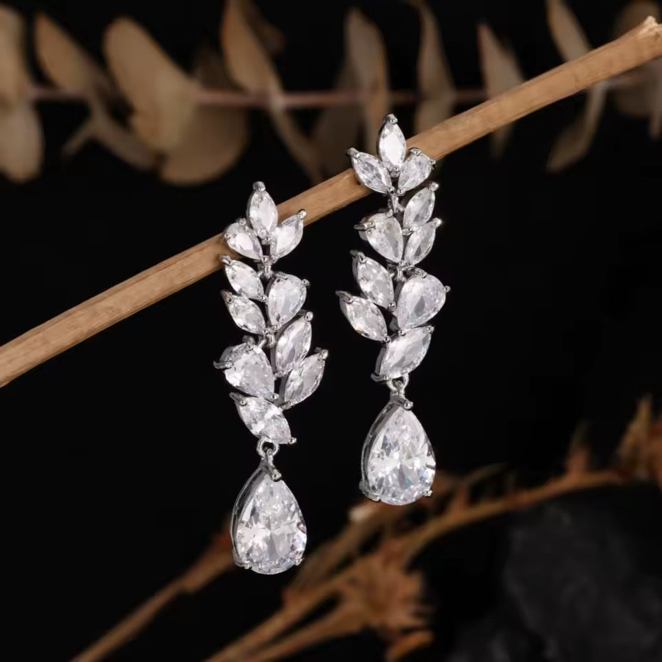 Bailey Drop Bridal Earrings - Lizabetha Parker