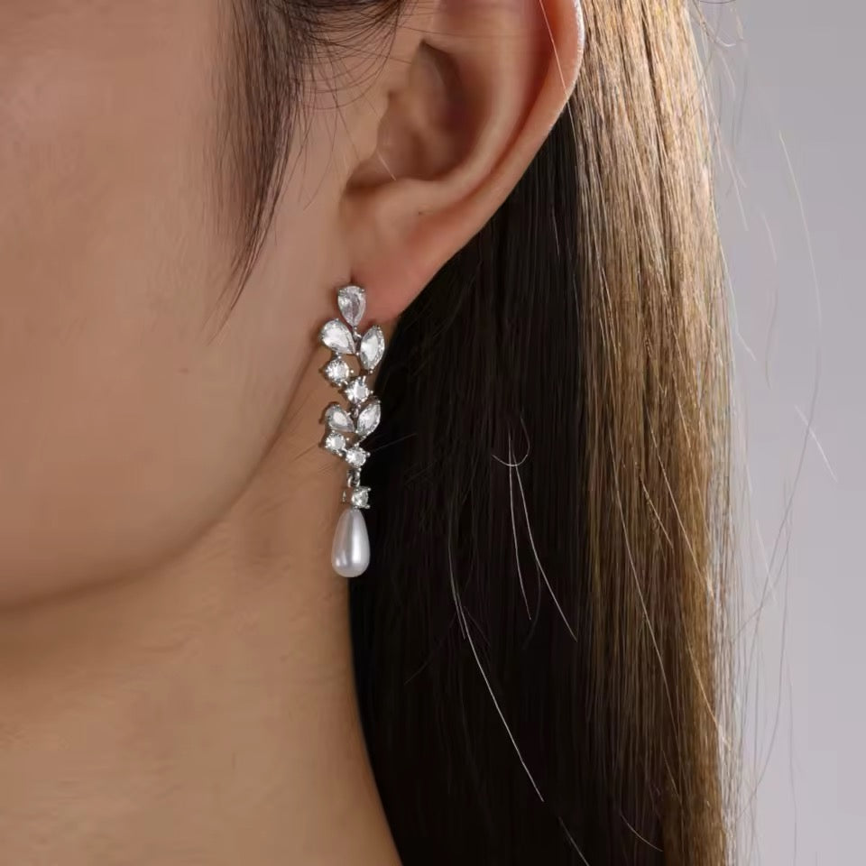 Kirstie Drop Bridal Earrings - Lizabetha Parker