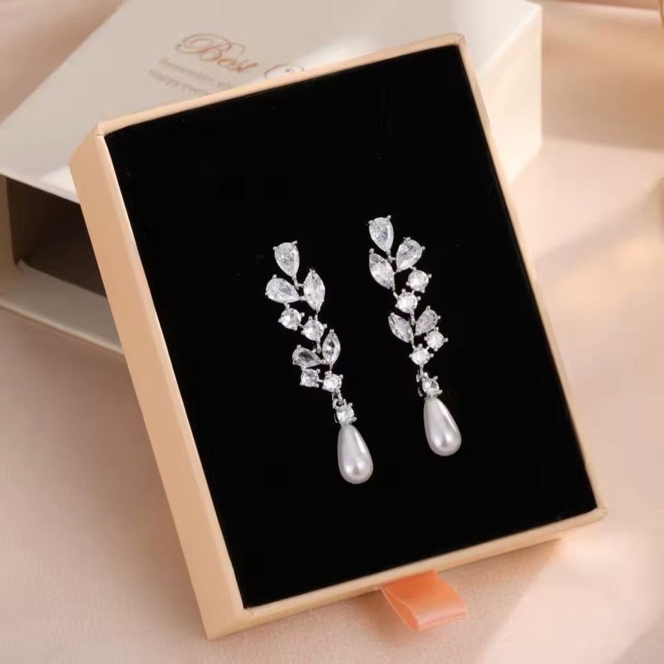 Kirstie Drop Bridal Earrings - Lizabetha Parker