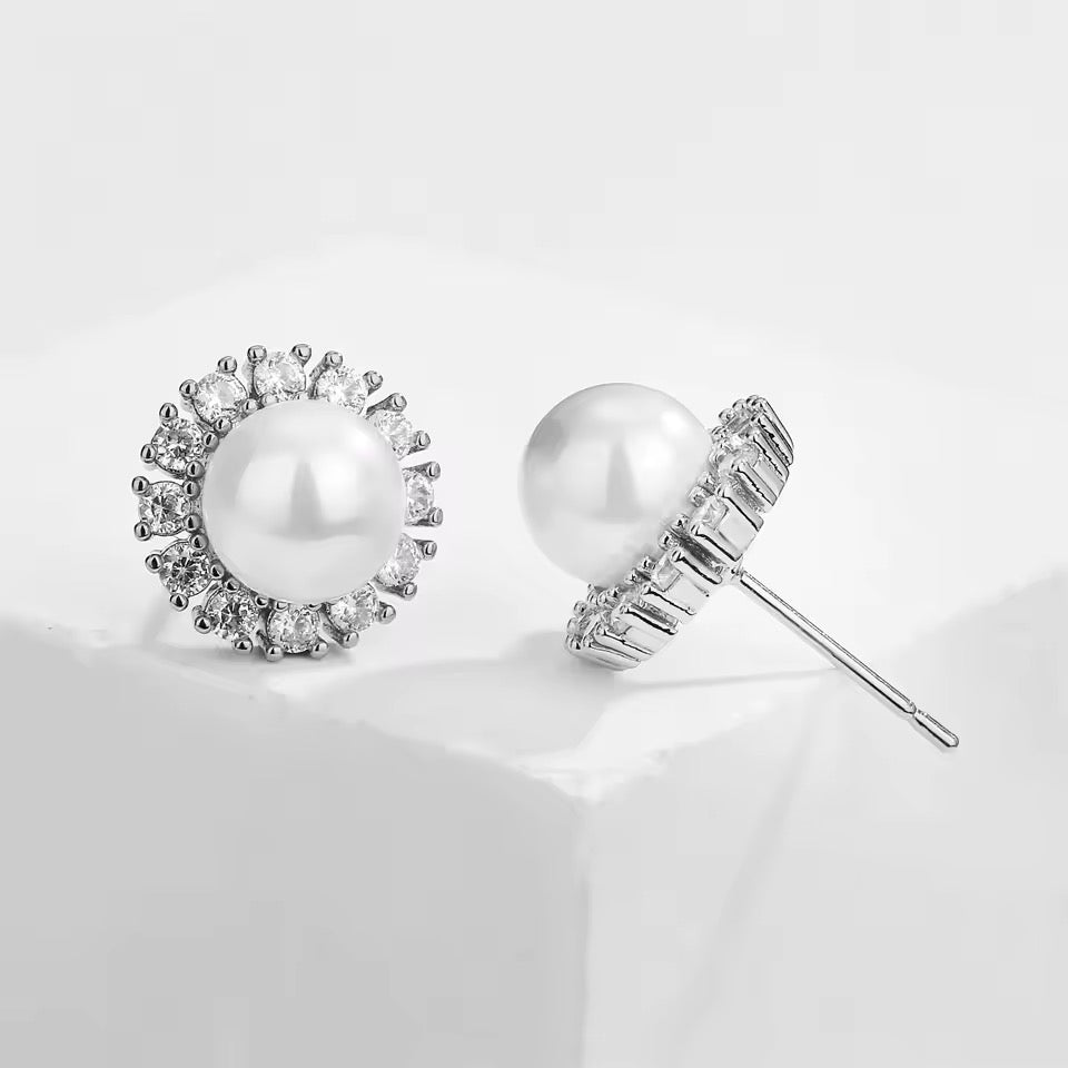 Ada Pearl Stud Earrings - Lizabetha Parker