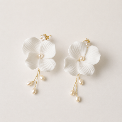 ARYA EARRING