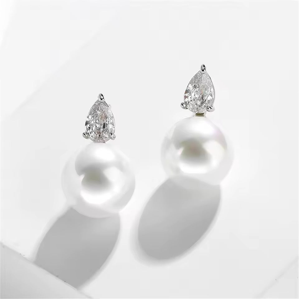 Vee Pearl Stud Earrings - Lizabetha Parker