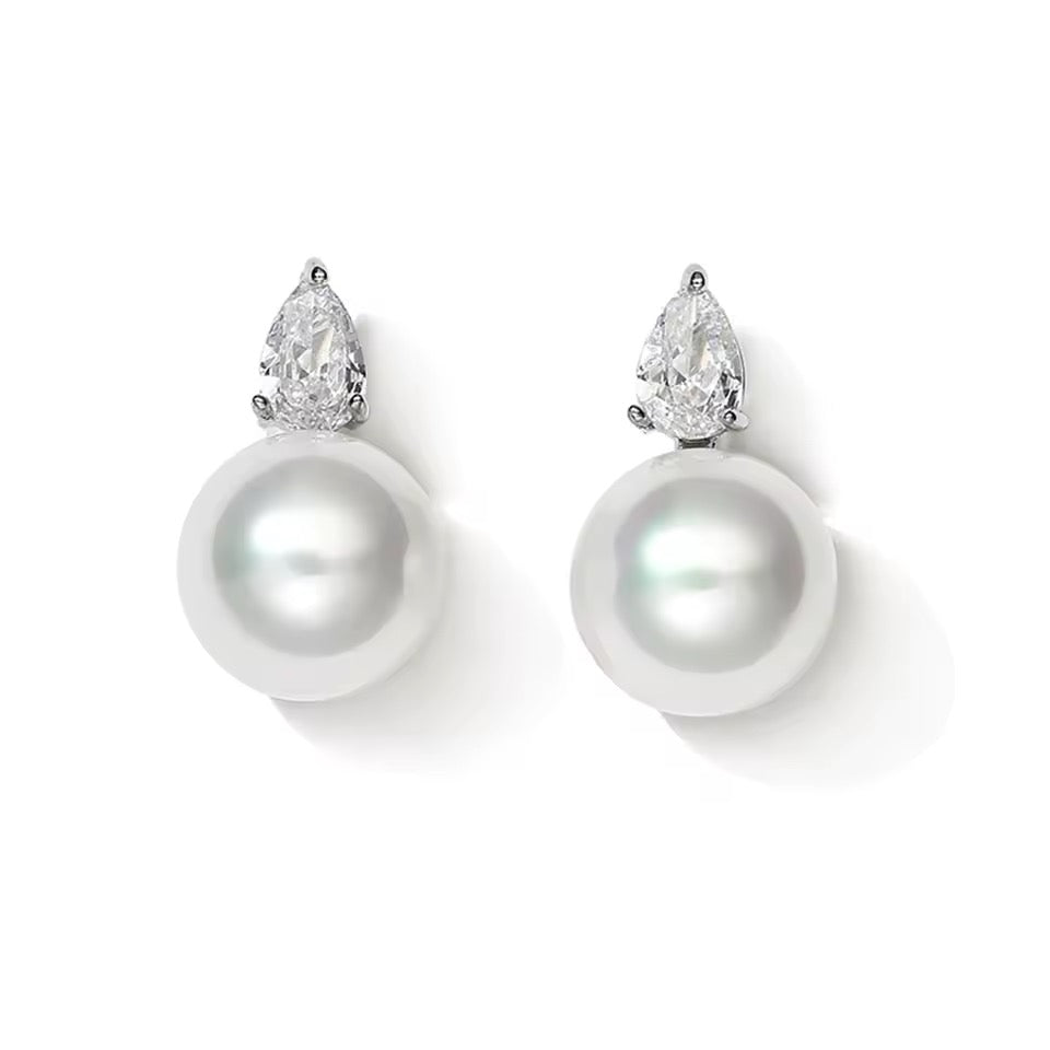 Vee Pearl Stud Earrings - Lizabetha Parker