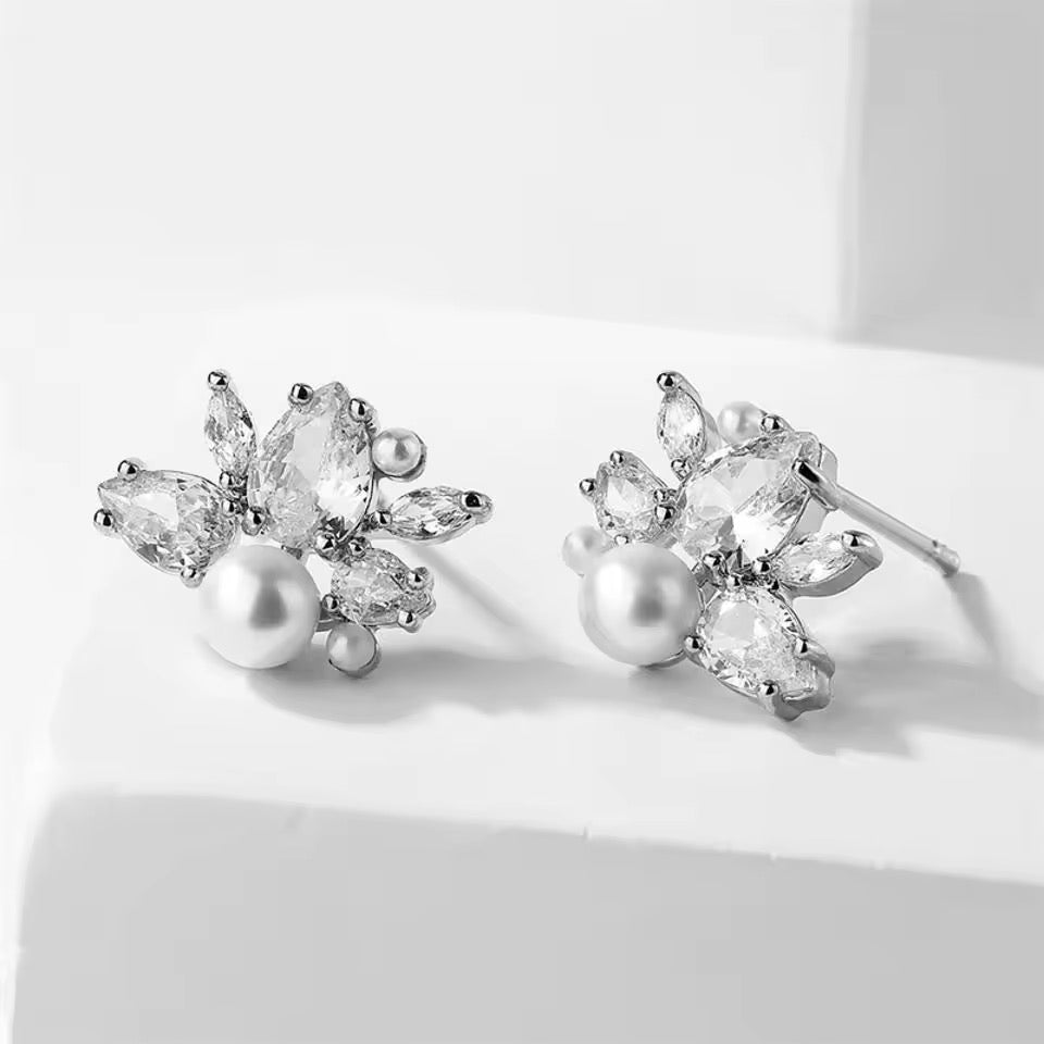 Kendal Pearl Stud Earrings - Lizabetha Parker