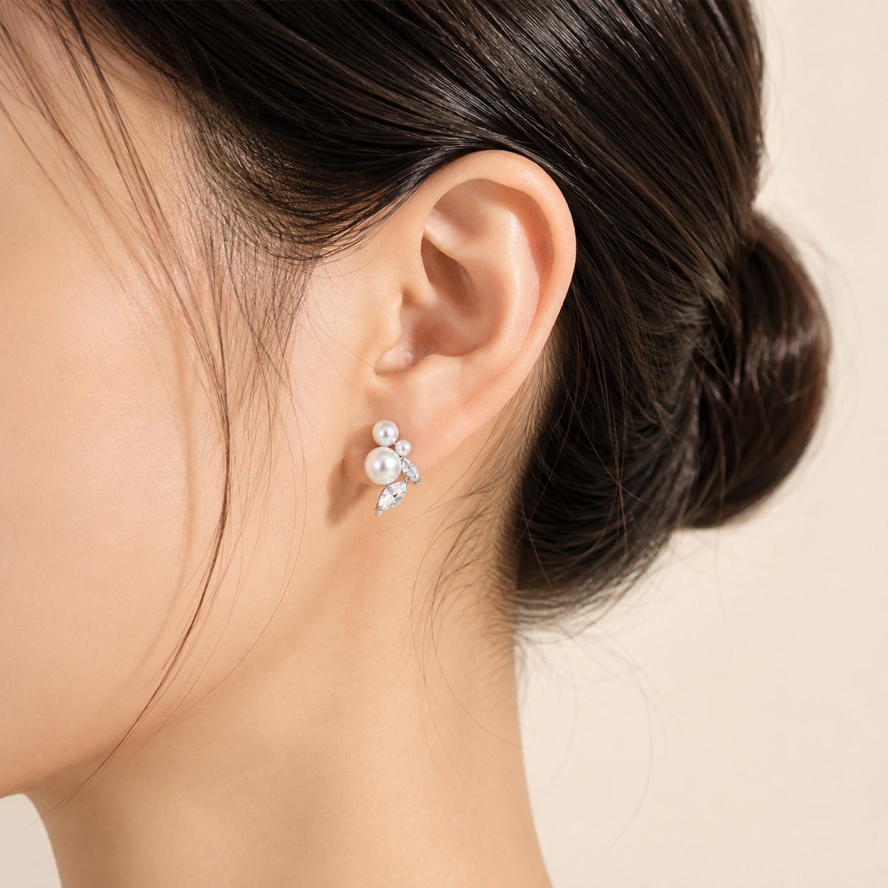 Boucles d'oreilles à clous en perles Emily